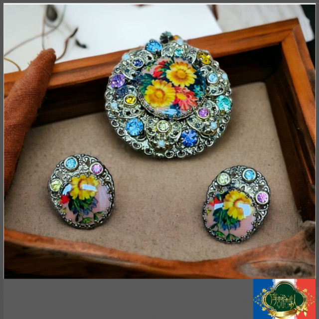 西德時期作品 立體鏤空鑲彩鑽花卉 胸針＆耳夾