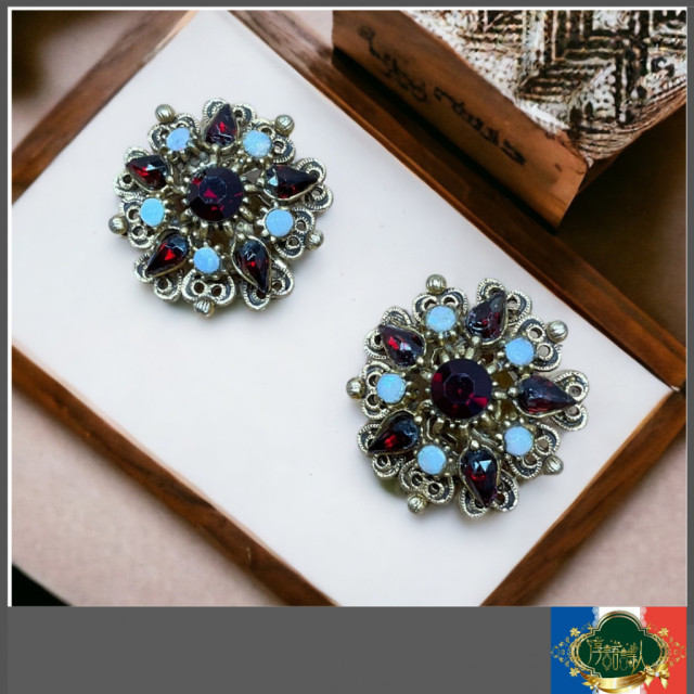 美國老件 1960年 Florenza 復古金色金屬石榴紅和月光石雕刻簍空耳環/耳夾