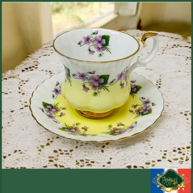  英國皇家亞伯特 Royal Albert 黃色底紫花咖啡杯盤組