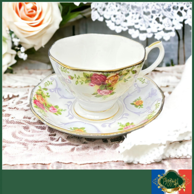 英國Royal Albert 22K 「2003年製 浮雕紫色玫瑰系列」稀有款花茶杯盤組