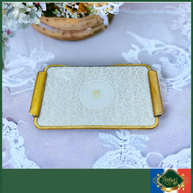 英國 古典優雅梳妝壓克力面化妝盤 (面有小瑕疵）