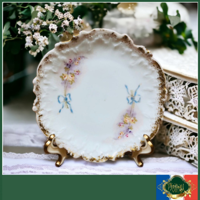 法國LIMOGES 1891年 藍色蝴蝶結點心盤（微脫金）