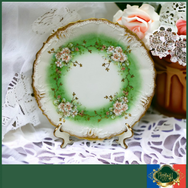 法國 Limoges 全手繪花卉圖騰手描金邊湖水綠花環立體浮雕深盤